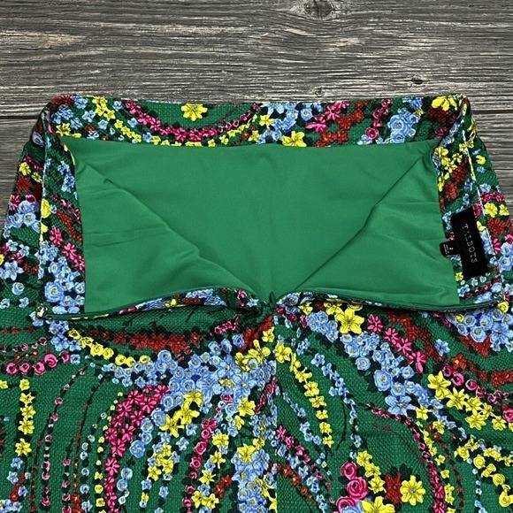 Talbots Green Floral Staight Pencil Skirt Size 2 Woven 28 1/2 Waist Stretch - Picture 14 of 16